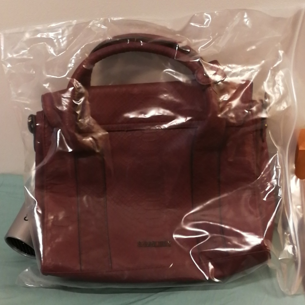 nice medium size handbag - Picture 4 of 6